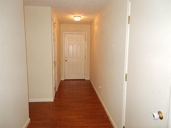 3rd image of 4860 Red Bird Ct