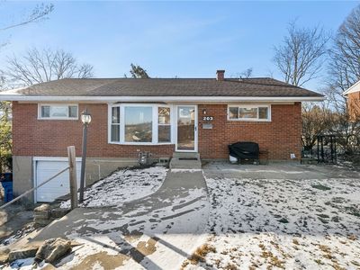 203 Kingston Dr, Pittsburgh, PA, 15235