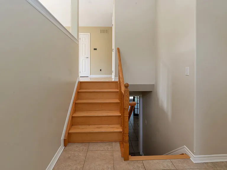 49 Logan Ct #UL - 49 LOGAN CRT — Photo 5