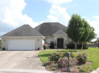 129 Lake Ridge Dr, La Place, LA 70068