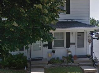 205 W Mechanic St #B, Wapakoneta, OH 45895