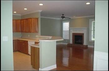3rd image of 508 Prescott Way