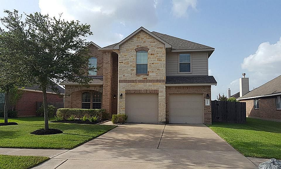 1st image of 6005 Village Grove Dr