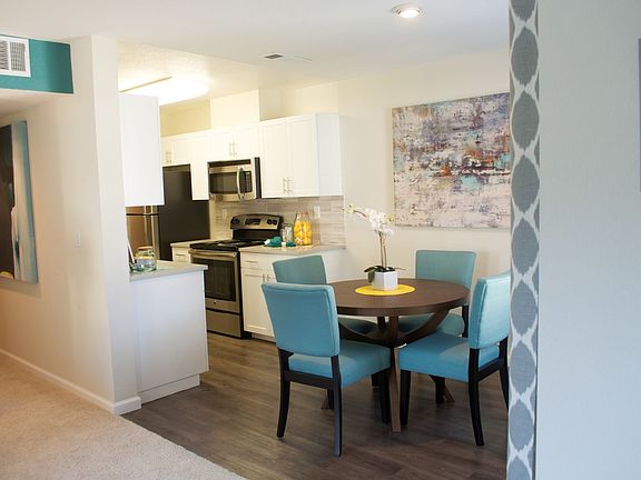 Floor plan B dining room view