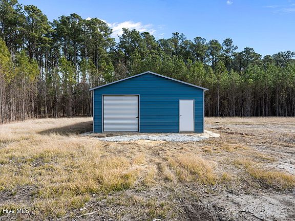 5th image of 1750 White Farm Road