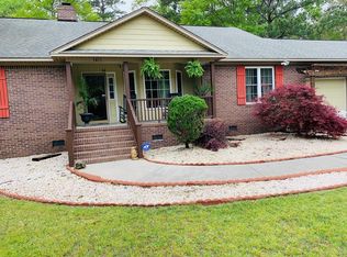 1611 Bennett Cir, Holly Hill, SC 29059
