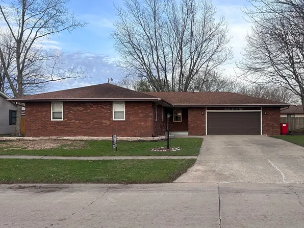 2508 Jordan Dr, Champaign, IL 61822