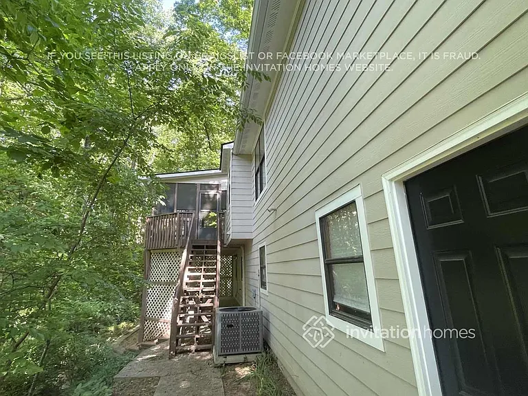 830 Sunset Ct NW — Photo 23