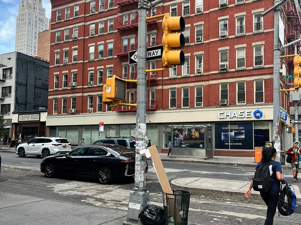 330 East 83rd Street image 15 of 20