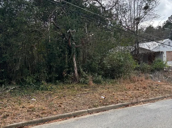 3082 Rice Cir, Macon, GA 31204