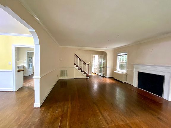 Semi-open floor plan