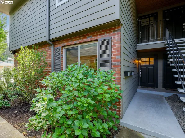 321 SE 32nd Ave, Portland, OR 97214