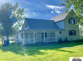 729 7th Ave, Fairmont, NE 68354