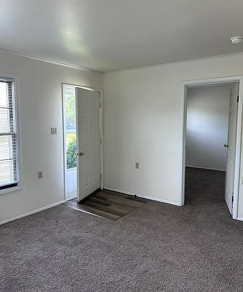 112 S John St #112 — Photo 2
