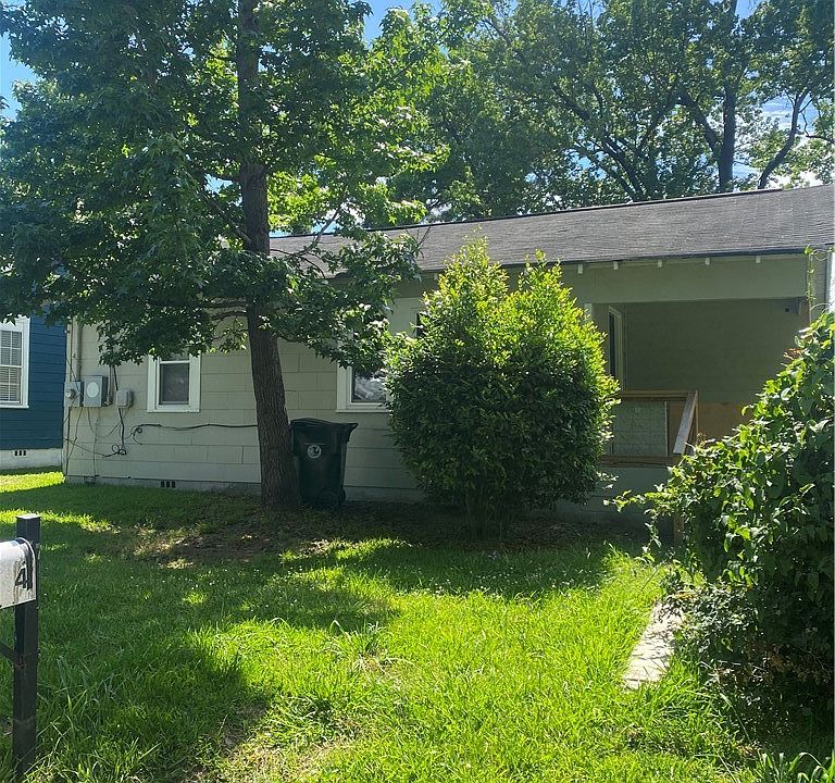 1st image of 2504 12th Ave
