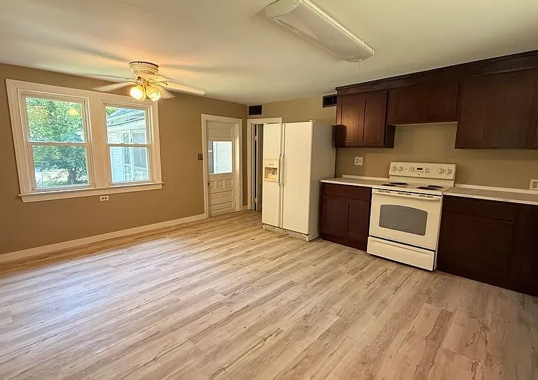 629 Portage Lakes Dr — Photo 11