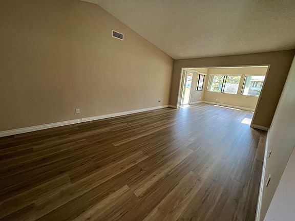 2nd image of 14117 Village 14