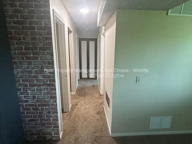 3147 N Brookfield Ct — Photo 6