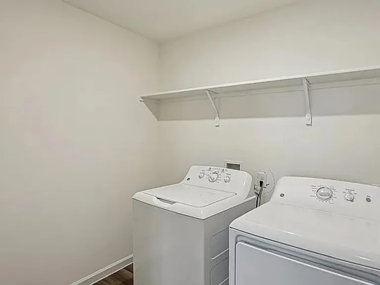 2305 Prairie Ln — Photo 24