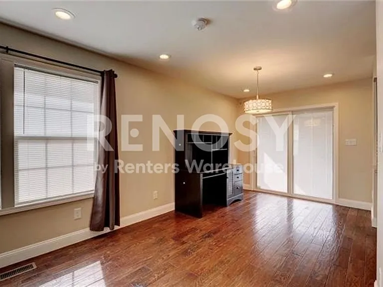 3836 Lloyd St — Photo 25