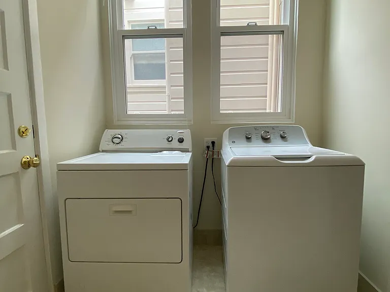 2363 Union St #2361 — Photo 9