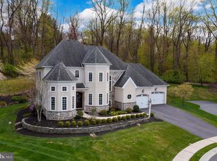 384 Spring Haven Dr, Lancaster, PA