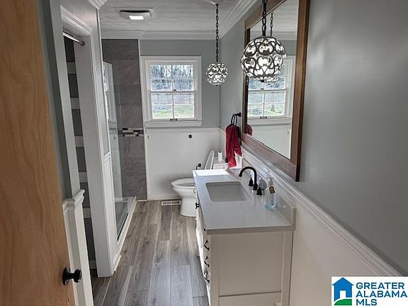 5th image of 121 High Pine Rd