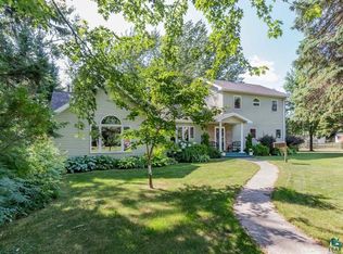 3655 E 4th St, Duluth, MN 55804