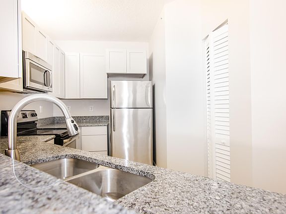 4th image of 100 Uno Lago Dr APT 302
