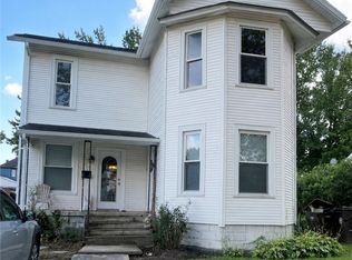 312 College Ave, Grove City, PA 16127