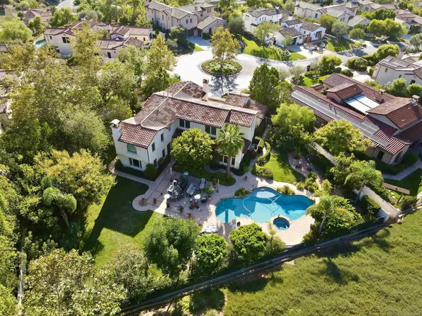 17015 San Antonio Rose Ct, San Diego, CA 92127