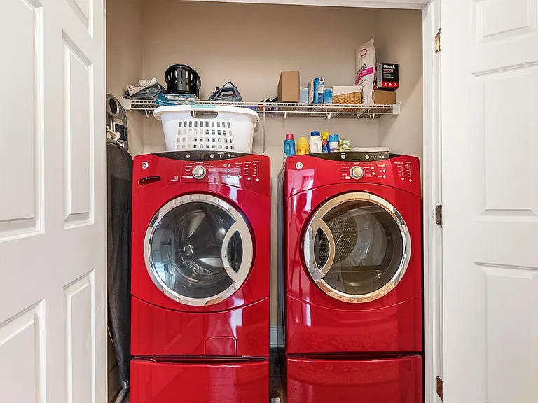 10400 Rosegate Ct #201 — Photo 44