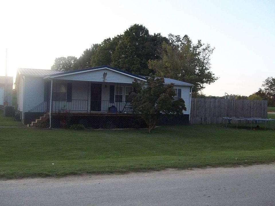 1st image of 105 Alexander Ave