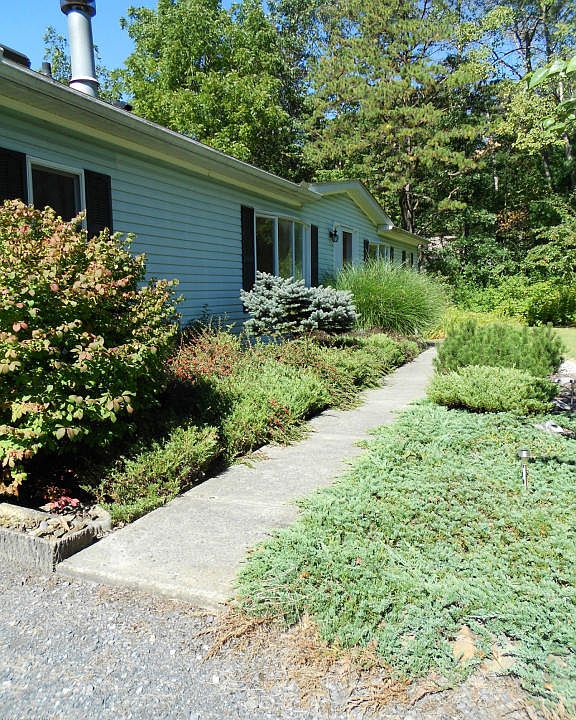 1st image of 450 Shady Oaks Dr W