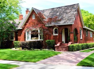 1903 5th Ave, Sacramento, CA 95818