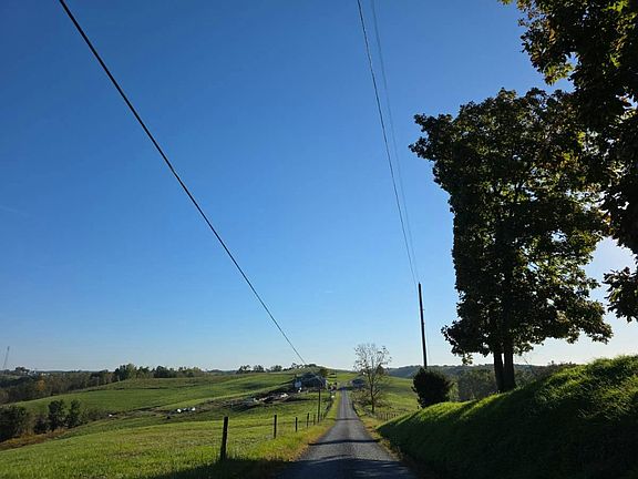 4th image of 36620 Holly Hill Rd