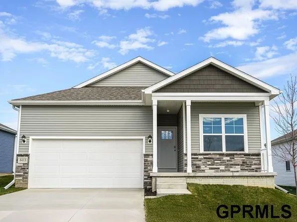 11952 114th Ave, Papillion, NE 68046
