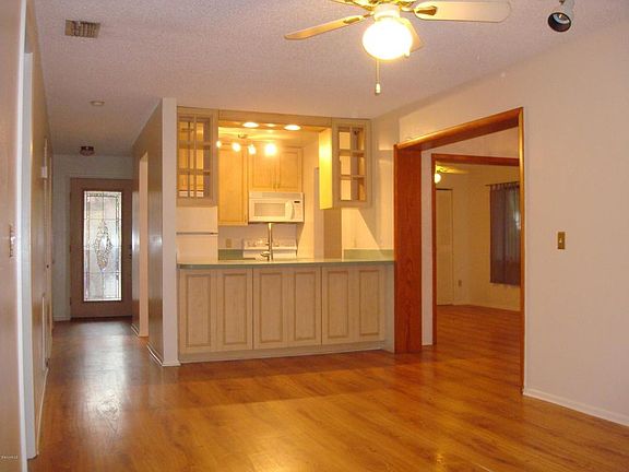 2nd image of 8716 Camelia Ct #8716