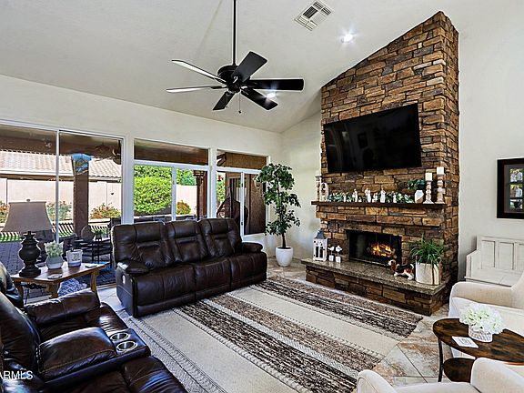 5th image of 8944 W TOPEKA Drive