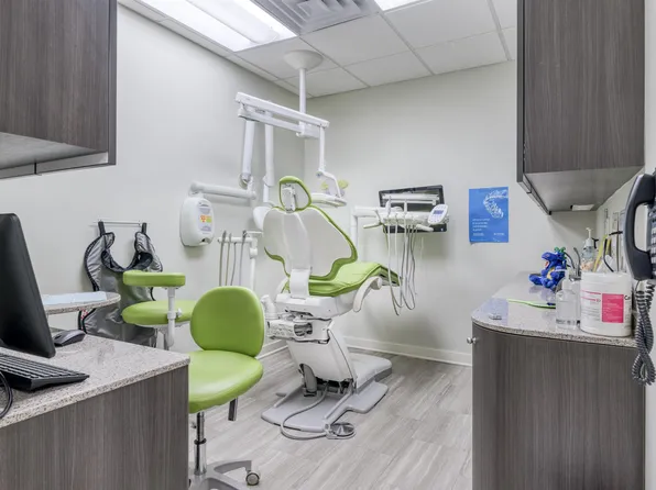 200 Bloomfield Street image 8 of 16