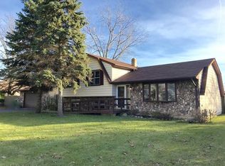 3739 Grandview Ave, Gurnee, IL 60031