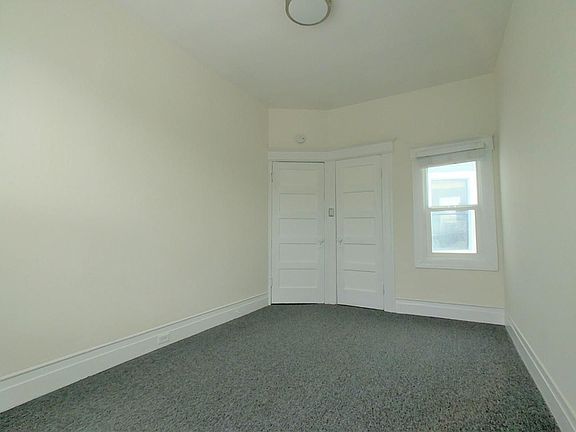 4th image of 31 Stillman St APT A