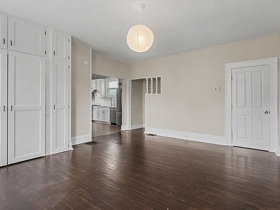 5th image of 265 E Innis Ave
