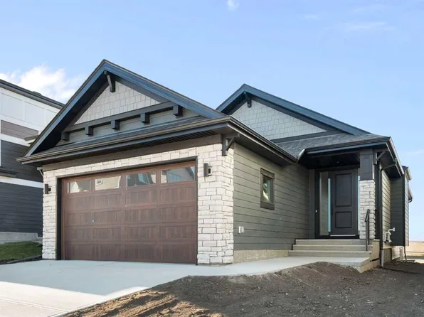 147 SE Marmot Grv NW, Calgary, AB T3R 2G4