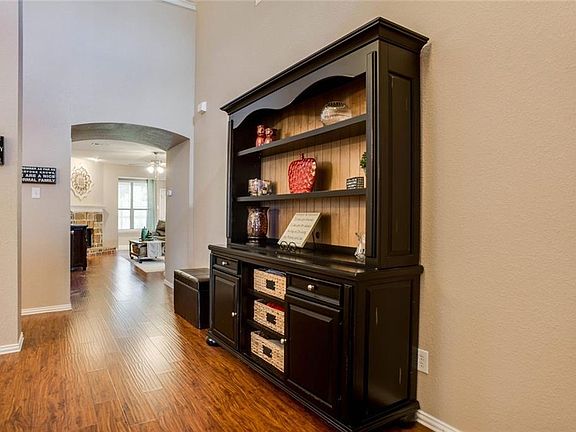 3rd image of 6109 Tilapia Dr