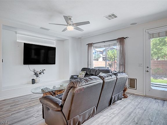 5th image of 10544 Laurelwood Lake Ave