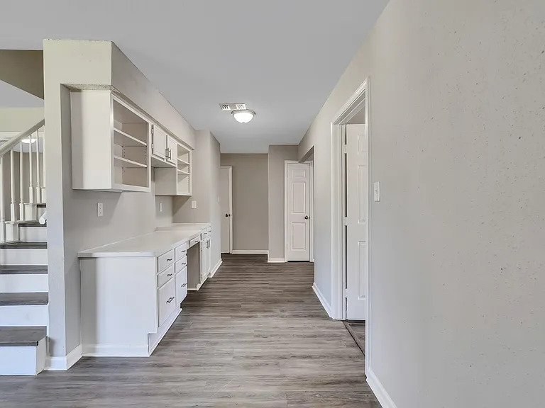 4511 Tangle Creek Ln — Photo 8