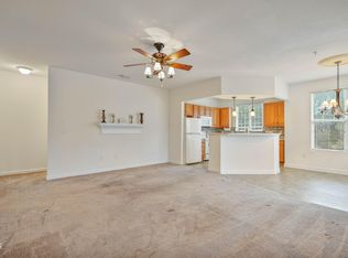 236 Eyam Hall Ln, Apex, NC 27502
