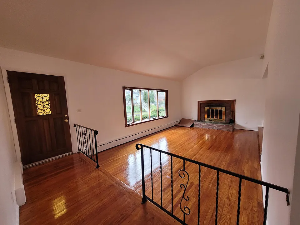 192 South Rd