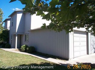 728 Summit Ave, Medford, OR 97501